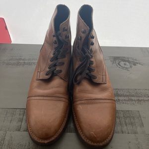 Natural Brown Captain Thursday Boot - size 11